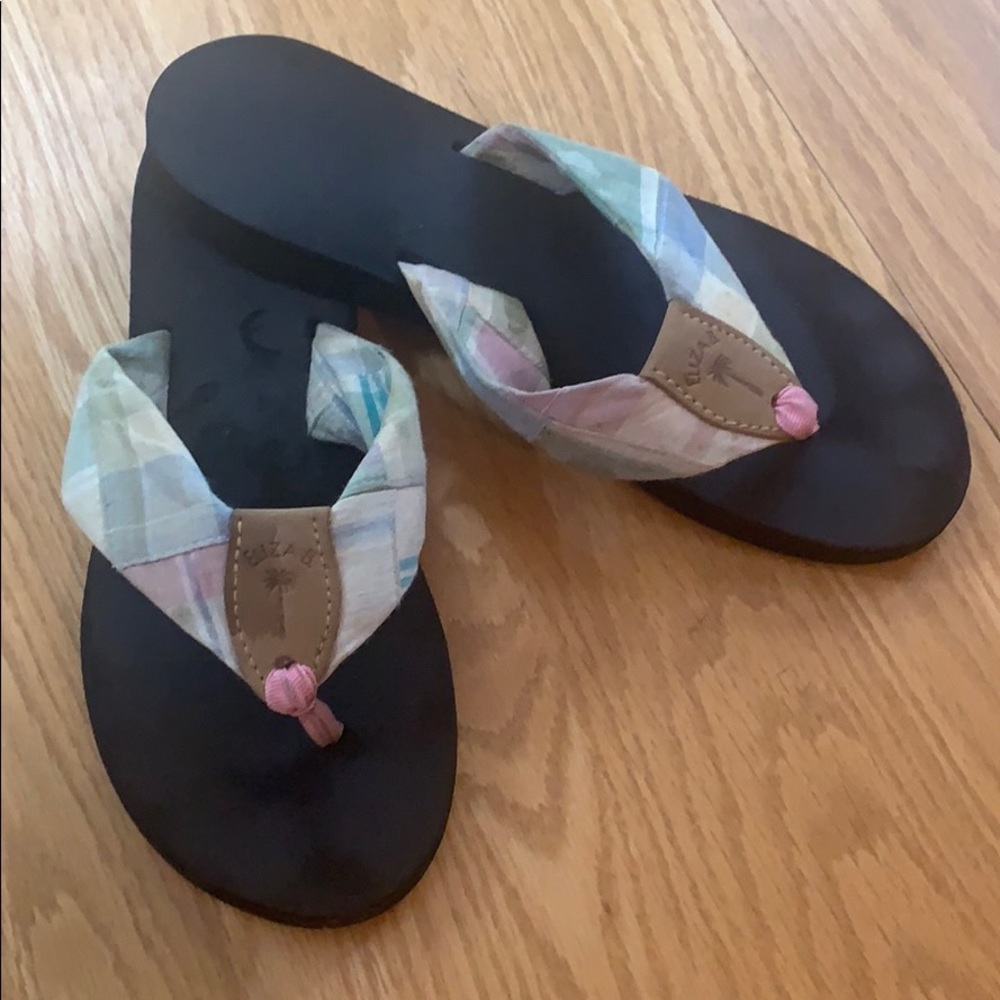 Eliza flip sandals.  Size 11.  Not bad shape.